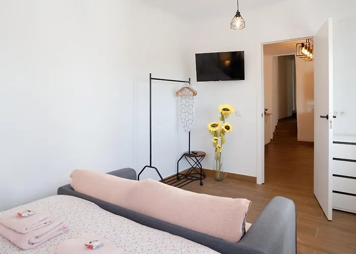 Yourhouse El Hogar De Ireneo A *