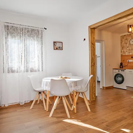 شقة Yourhouse El Hogar De Ireneo A غيمار